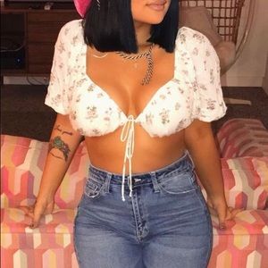 Floral tie up crop top